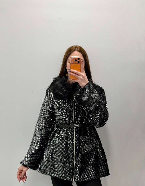 Kürk Yakalı Pullu Ceket