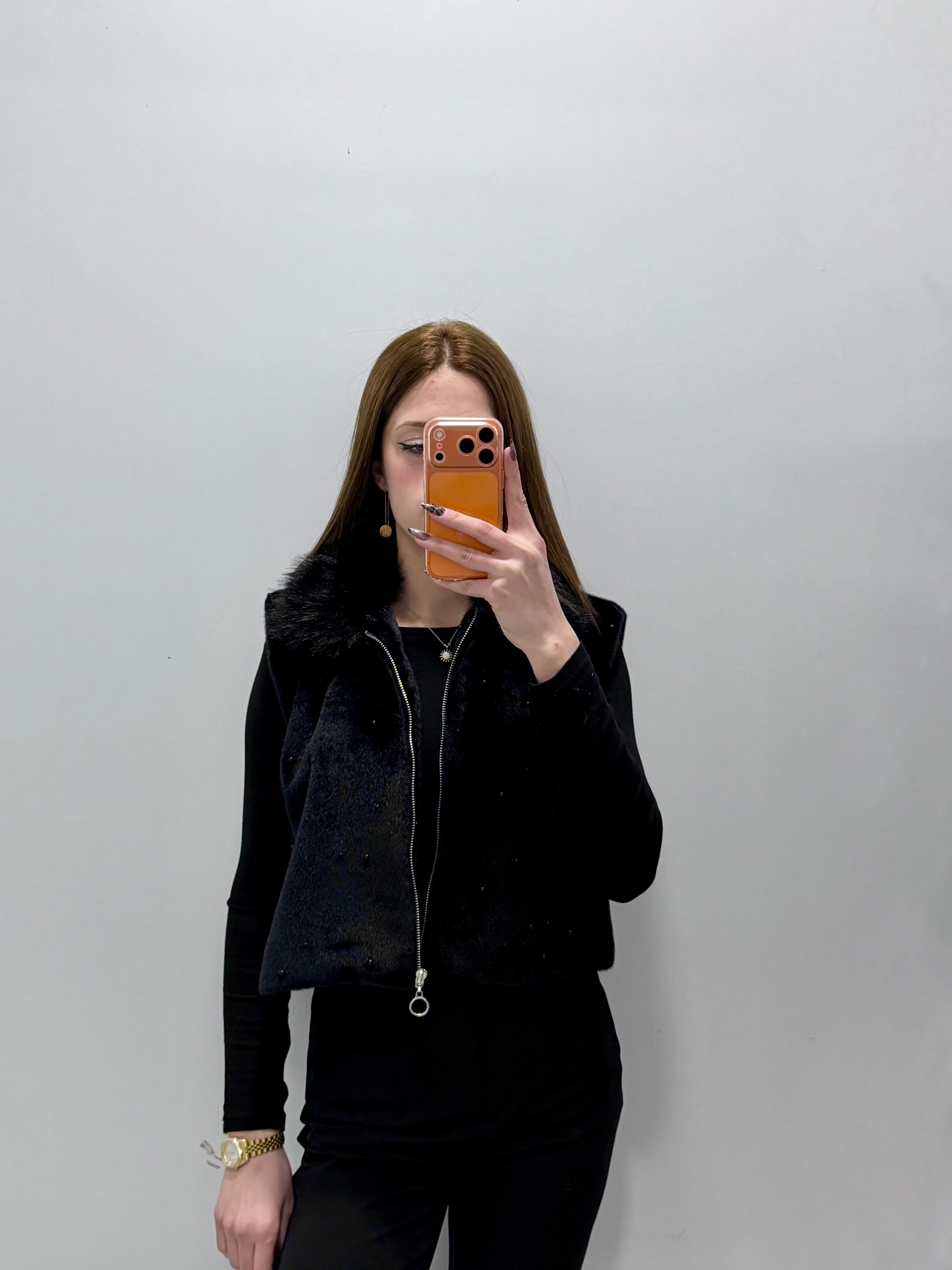 Yaka Kürklü Kısa Fermuarlı Yelek