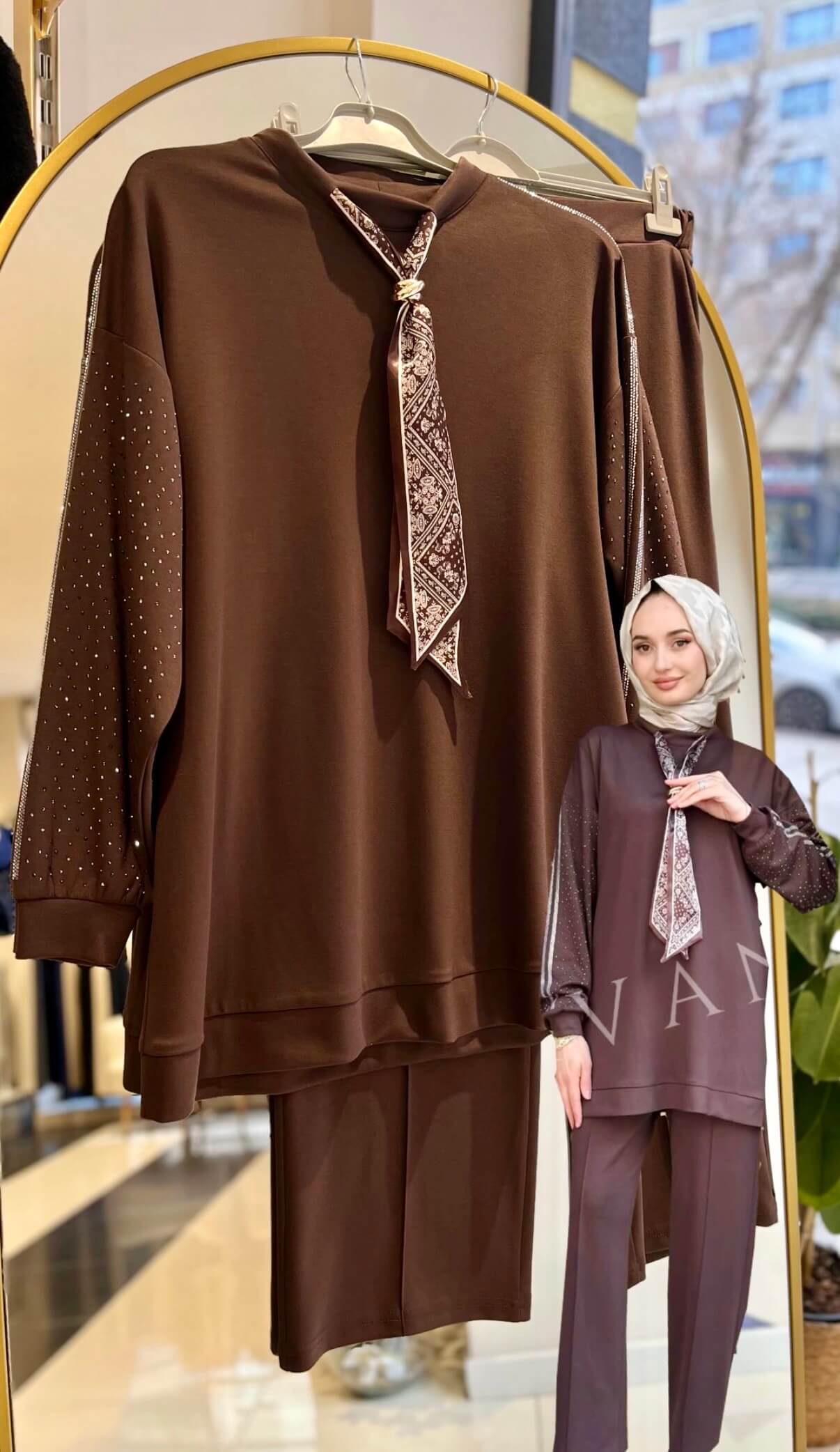 Fularlı Taşlı Takım